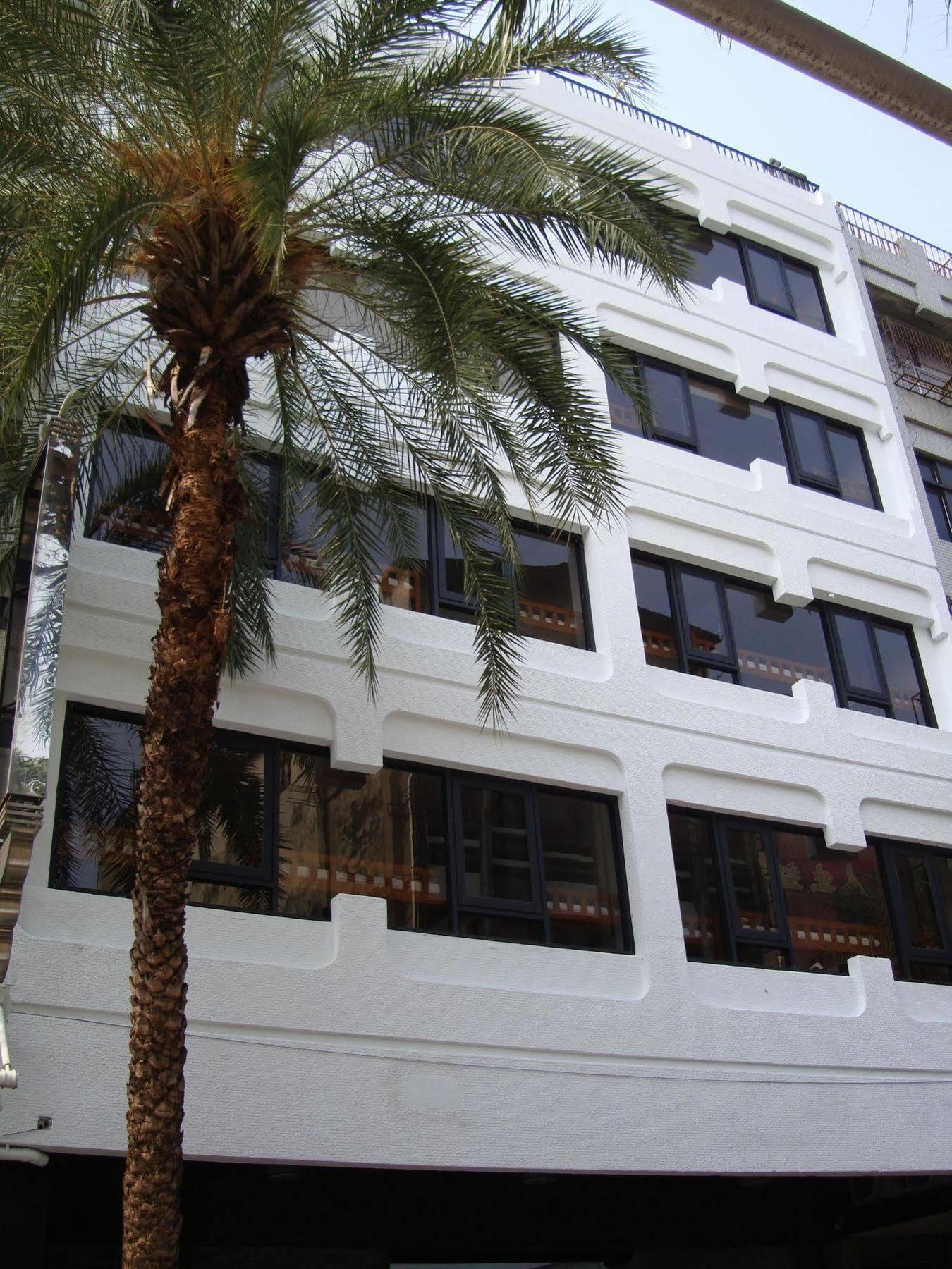 Backpacker 41 Hostel - Taichung Eksteriør bilde