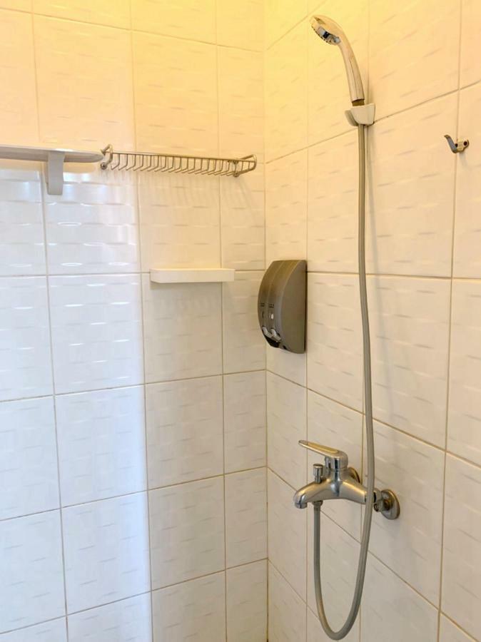 Backpacker 41 Hostel - Taichung Eksteriør bilde